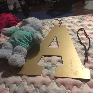 Baer glasses holder A sign